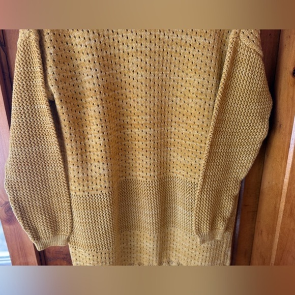 Marled Mustard Yellow Cable Knit Long Cardigan Size Medium - Picture 7 of 7